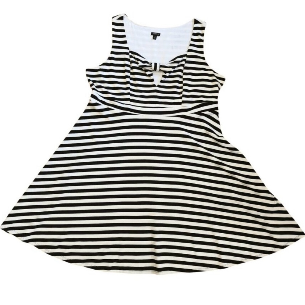 Torrid | Black and White Striped Skater Dress, size 3